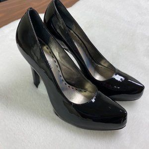 Gianni Bini Patent Leather Platform Stiletto Heels, LIKE‎ NEW, size 8M